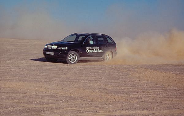 Autos wie dieses sind gut für die Sahara - aber bei uns?