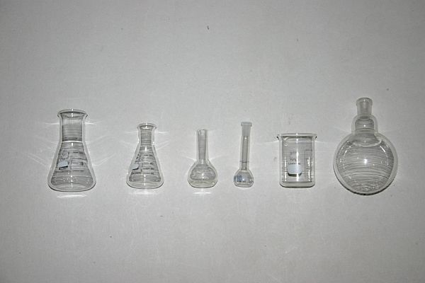 verschiedene Glasger�te