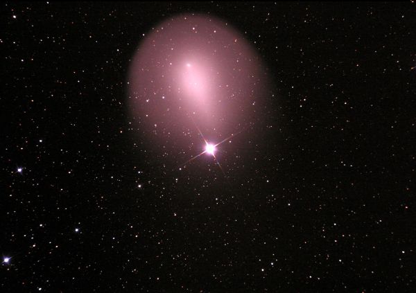 Komet 103P Hartley 2 drfte aller Wahrscheinlichkeit nach nicht wie Komet Holmes explodieren!