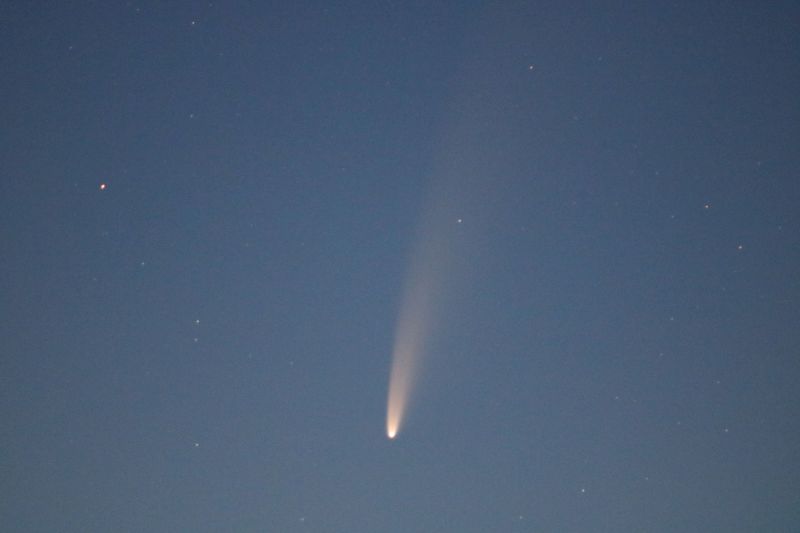 Komet NEOWISE 300mm Objektiv Blende 5,6 am 10.7.2020