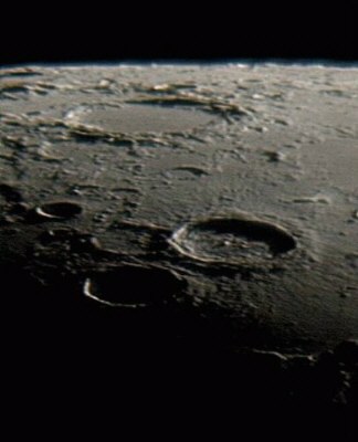 Mond im Landeanflug