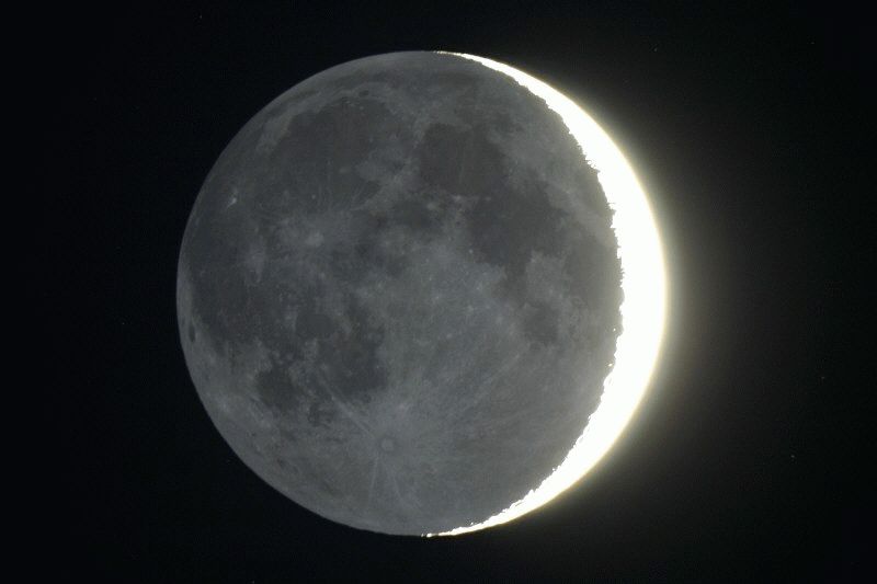 Mond mit Erdschein (aschgraues Mondlicht)