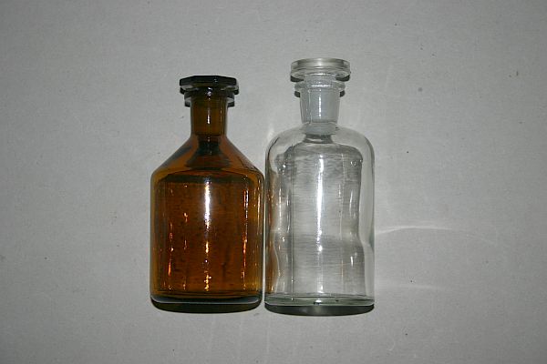 Normschliff-Chemikalienflaschen