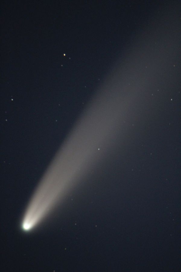 Komet NEOWISE am 13.7.2020 im 25cm-Teleskop, f=1300mm, ca. 5s